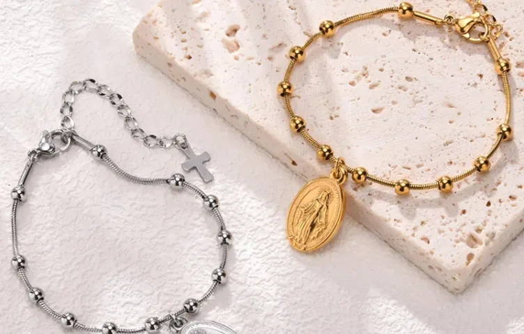 How to Pray a Rosary Bracelet: Step-by-Step Guide for Beginners